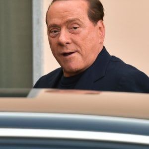 Berlusconi: "Mi affido a Dio, sono sereno. Fi pienamente operativa"