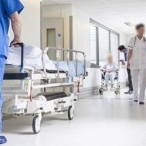 Palermo, bimbo di 10 mesi cade e muore: i suoi organi salvano due vite