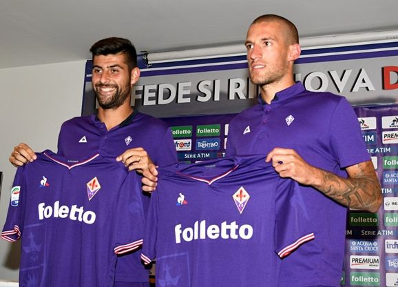 Fiorentina, giorno di arrivi e presentazioni: ecco Pezzella, Benassi e Biraghi