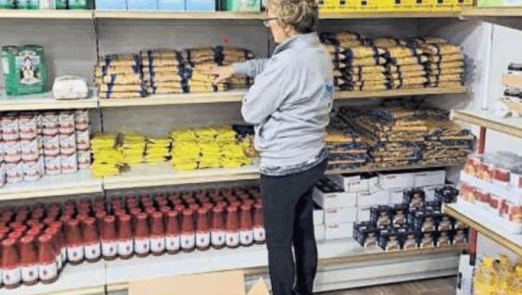 Allarme povertà in Campania: il 38% degli abitanti è a rischio