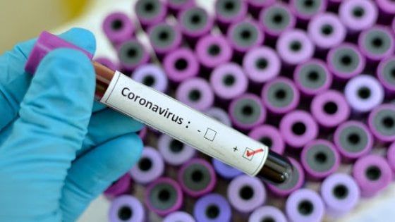 Coronavirus: due cure sperimentali. E l'attesa per il vaccino