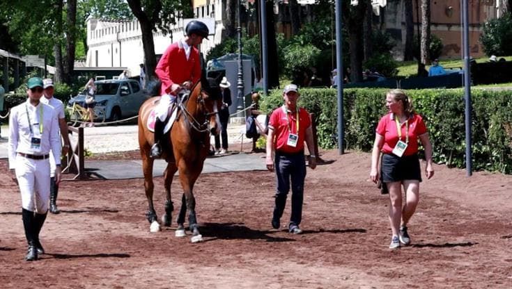 Piazza di Siena, dentro il campo della Coppa delle Nazioni: il punto di vista di cavallo e cavaliere