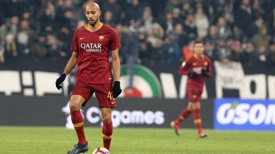 Roma, Nzonzi si infortuna in allenamento: a rischio la sfida con l'Entella