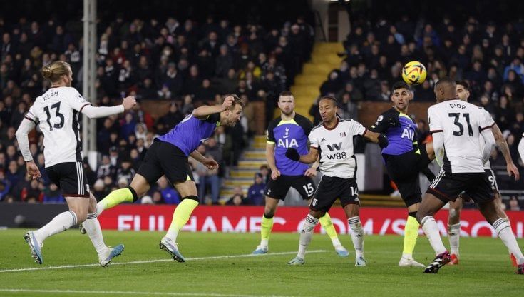 Premier, Il Tottenham vince il derby con il Fulham e rivede la Champions. Kane eguaglia Greaves