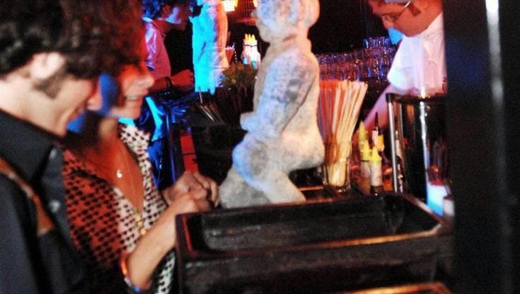 Tragedia Crans-Montana, nuove regole in arrivo a Lecce. “Stop a bar e lidi trasformati in discoteca”