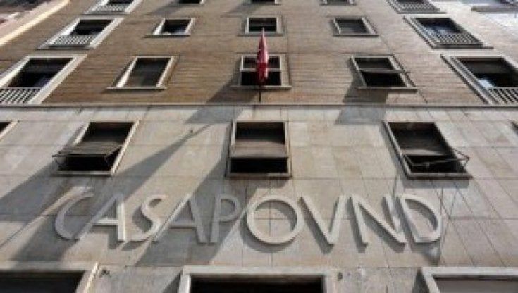 No allo sgombero immediato del palazzo occupato da CasaPound: il centrodestra boccia la proposta