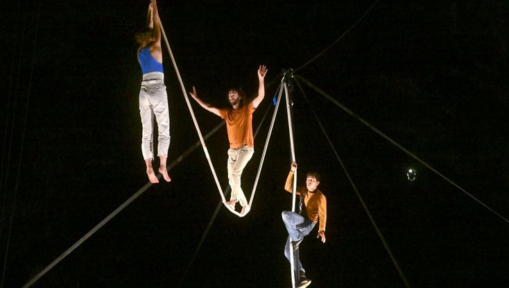 Tutti matti per il circo: pienone in Cittadella - foto 