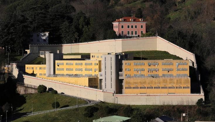 Marassi in autosedazione. Il 95% dei detenuti assume psicofarmaci