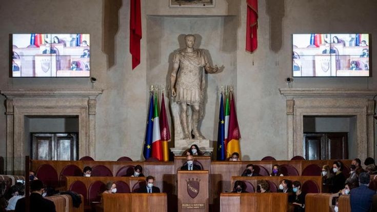 Cambio in Campidoglio, Monica Lucarelli dimissionaria. Al Commercio arriva Baglio