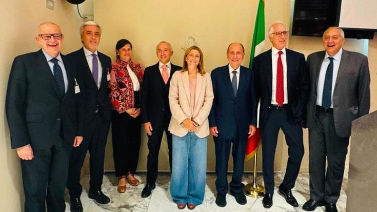 Governo e Figc promuovono il nuovo stadio di Palermo e la sfida diventa elettorale