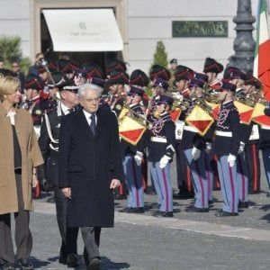 Napoli, il presidente Mattarella incontra de Magistris