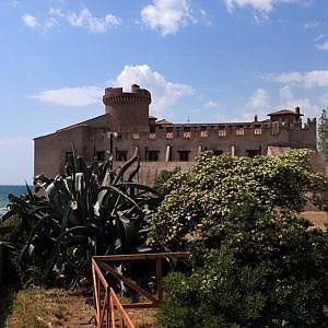 Dall'Ara Pacis a Santa Severa la Liberazione di tutti