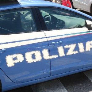 Milano, borse di coccodrillo e struzzo: furto da 100mila euro nella boutique Fragiacomo