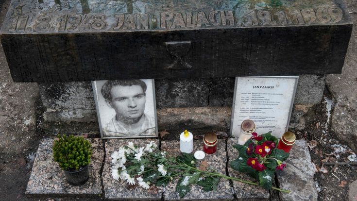 Cinquant’anni fa il sacrificio di Jan Palach, eroe dell’Est democratico