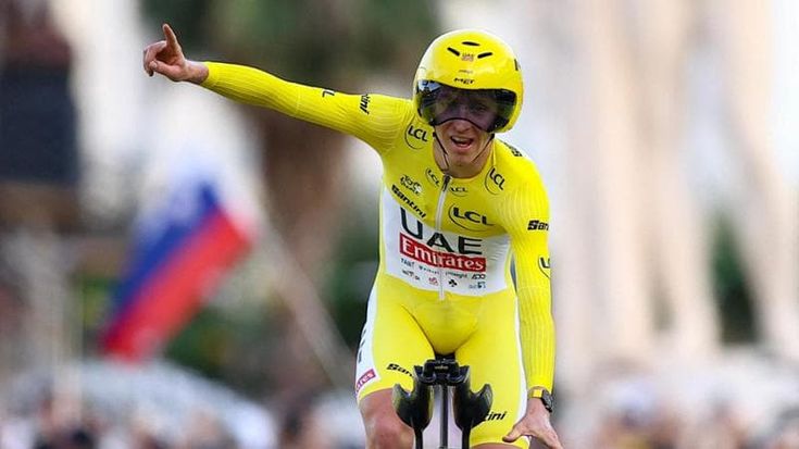 Pogacar sigilla il trionfo al Tour de France: la maglia gialla vince anche la crono finale a Nizza