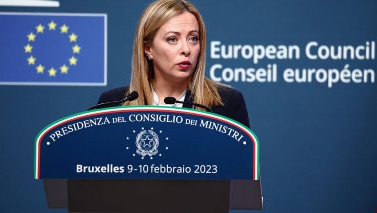 "L’Europa si ricordi della fine del Titanic”. Meloni torna sovranista