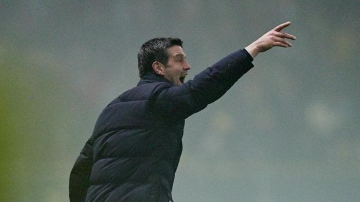 Per Chivu è già sfida al Napoli: “Se i miei lo guardano in tv prima di giocare mi innervosisco”