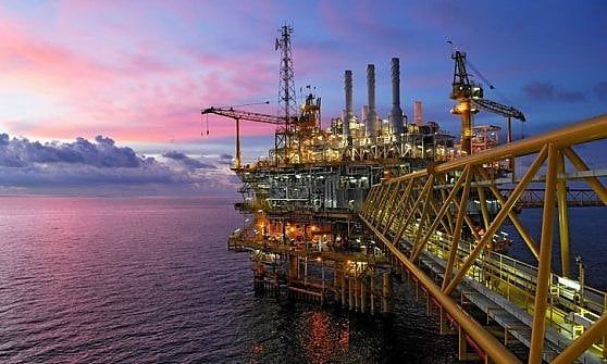 Norvegia, il fondo sovrano disinveste dal petrolio