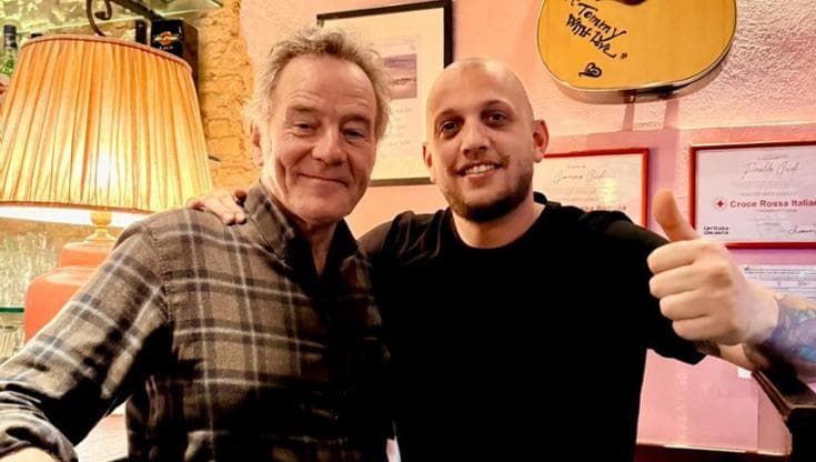 Bryan Cranston, star di “Breaking Bad”, fa il turista (gourmet) in San Frediano a Firenze
