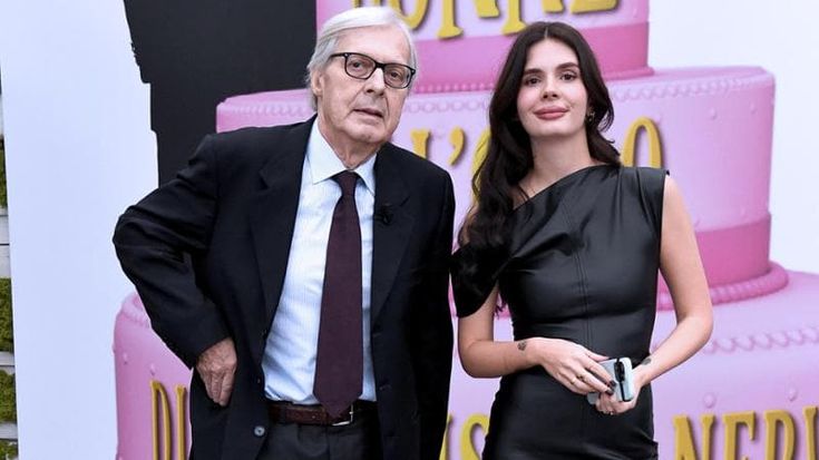 Sgarbi in rianimazione, l’ira della figlia Evelina: “Colpa di chi lo ha esibito tutta l’estate”