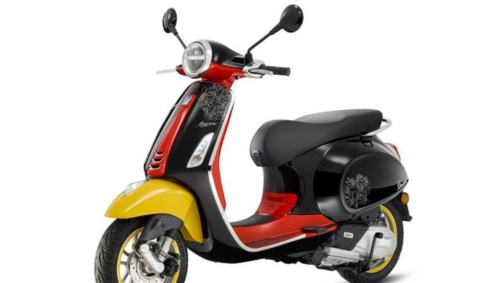 Vespa e Mickey Mouse si incontrano in un'edizione straordinaria