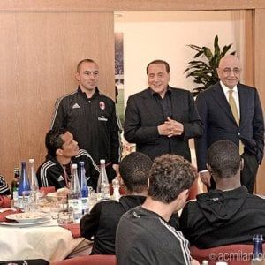 Milan, Berlusconi: "Vinciamo la Coppa Italia per dare un senso alla stagione"
