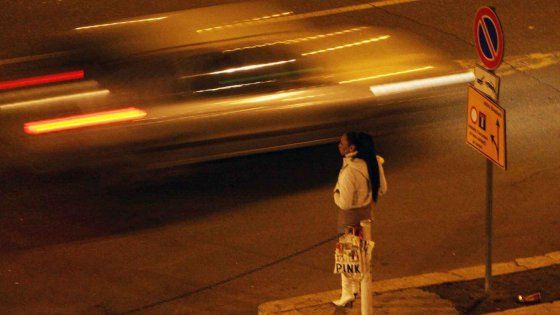 Ragusa, nigeriana si ribella ai trafficanti di prostitute e li fa arrestare: quattro in cella