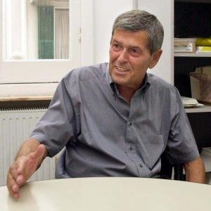 Il comunista ironico, la storia di Magliotto e della bella politica