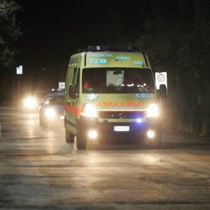 Brindisi, due incidenti stradali nella notte: muoiono un 25enne e una 30enne