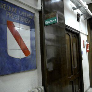 L'Ufficio di presidenza della Regione Campania e il grande esercito dei 280 collaboratori 