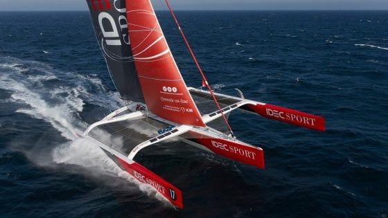 Vela, Francis Joyon, 61 anni, segna il nuovo record della traversata dell'Atlantico. Per caso  