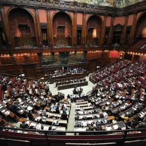 Camera approva reato di depistaggio: fino a 4 anni di carcere