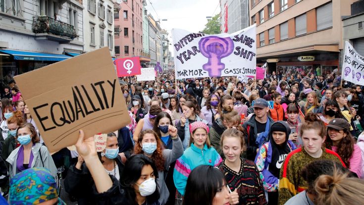 Donne, è l’ora della parità