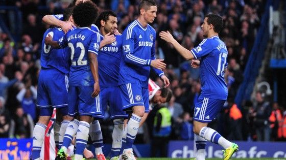Inghilterra: il Chelsea riparte, tris allo Stoke vale la vetta. Le due di Manchester ok