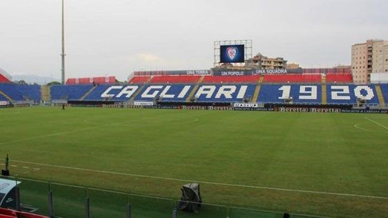 Cagliari, tre giocatori positivi al Covid: rimandato il ritiro di Aritzo