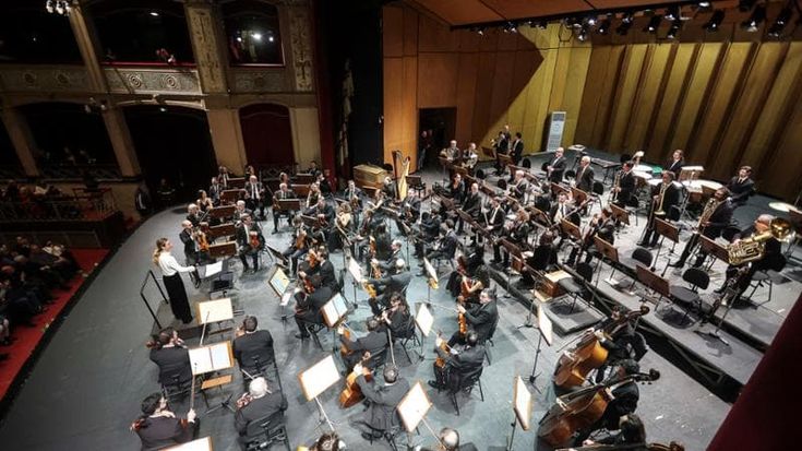 “Sanzione sproporzionata”, annullata la sospensione agli orchestrali anti-Venezi