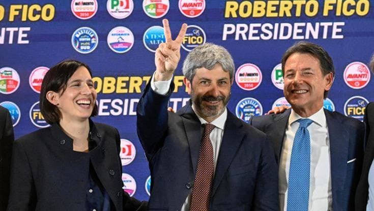 Napoli al centro e un’alternativa da costruire