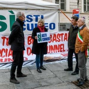 Il sindaco di Alba: "Pronti allo sciopero delle tasse se non si completa l'autostrada Asti-Cuneo"