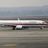 Torino, 12 ore di incubo per i passeggeri di Meridiana bloccati dai ritardi in aeroporto a Caselle 