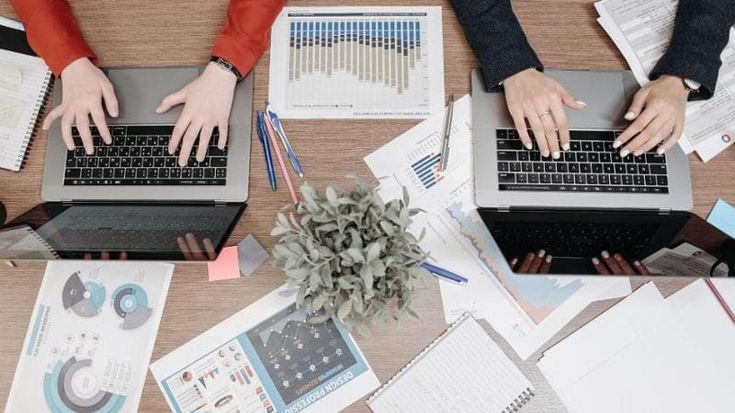 IA, si passa dalle tariffe fisse a quelle a consumo: per le aziende è un choc, quali soluzioni