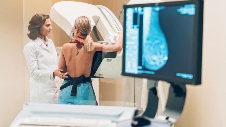 Controlli in gravidanza, screening neonatali e per tumore al seno: le nuove prestazioni gratuite