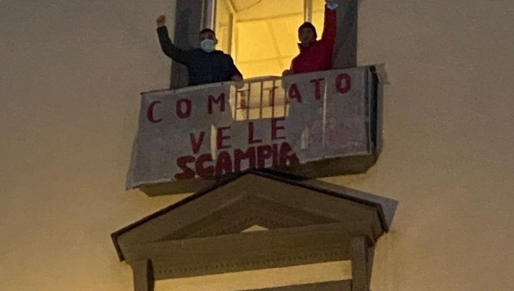 Palazzo San Giacomo, il Comitato Vele Scampia occupa la stanza del neo vicesindaco