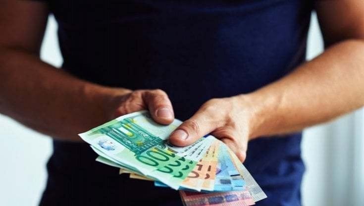 Prestiti, se si estinguono in anticipo le banche devono restituire i soldi spesi per accenderli. Dalla Consulta un assist ai consumatori