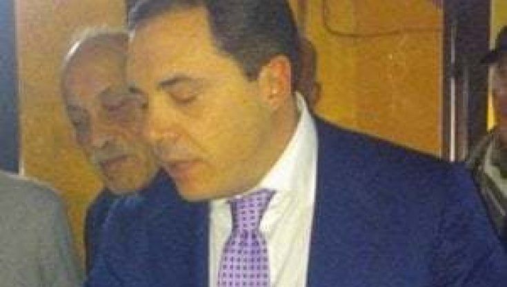 Napoli, arrestato l’ex consigliere di Ercolano Mario Oliviero: era in Cilento con una pistola