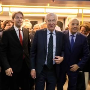 Pisapia: "Protestate pure ma allontanate i violenti"