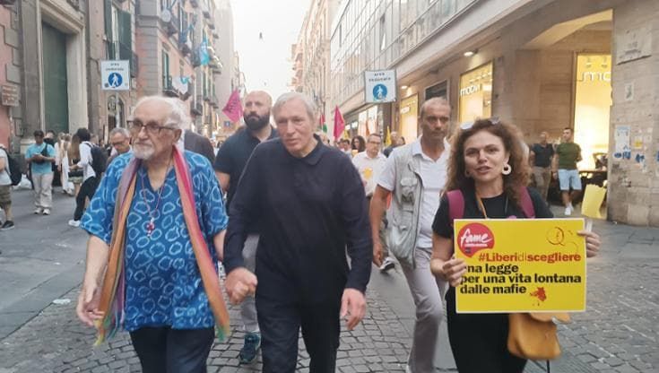 Torre Annunziata, la vedova del carrozziere ucciso rischia lo sfratto dalla casa confiscata ai clan