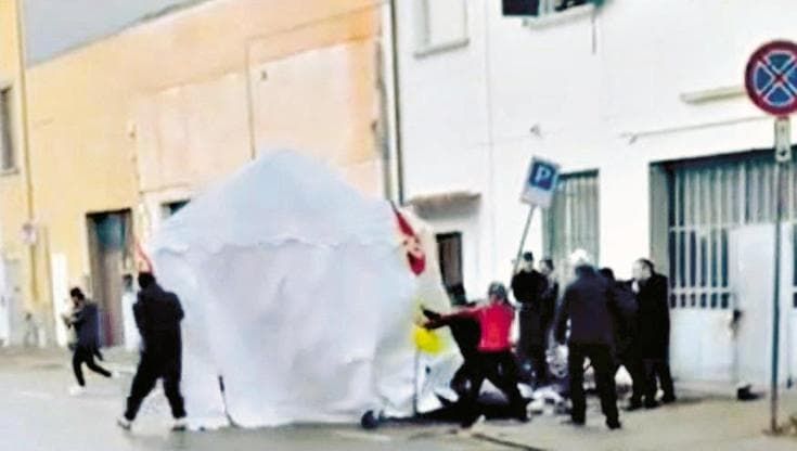 Picchetto per lo sciopero, un’altra aggressione a Prato tra strattoni e spintoni