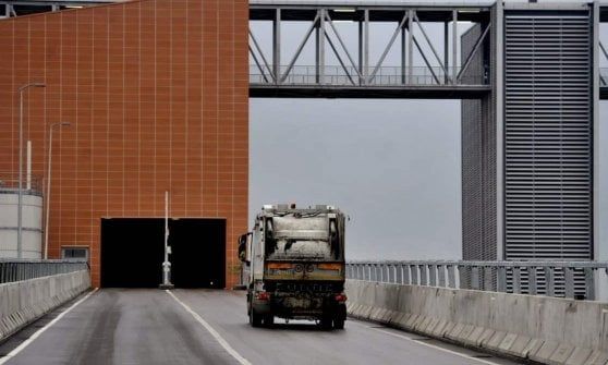 Maxi appalto dei rifiuti a Parma: riparte la corsa fra Iren e De Vizia Transfer - Urbaser