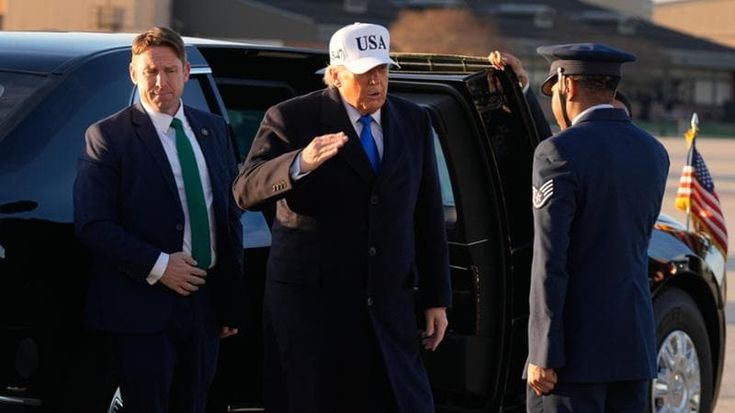 Trump pressa gli alleati: “Mandate le navi a Hormuz”. Raid Usa sull’isola iraniana di Kharg