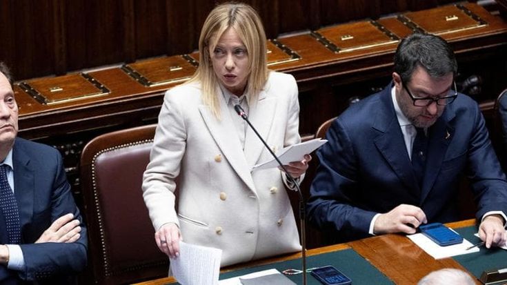 Diritti umani, la denuncia di Amnesty: “Dopo 3 anni di governo Meloni sono in caduta libera”